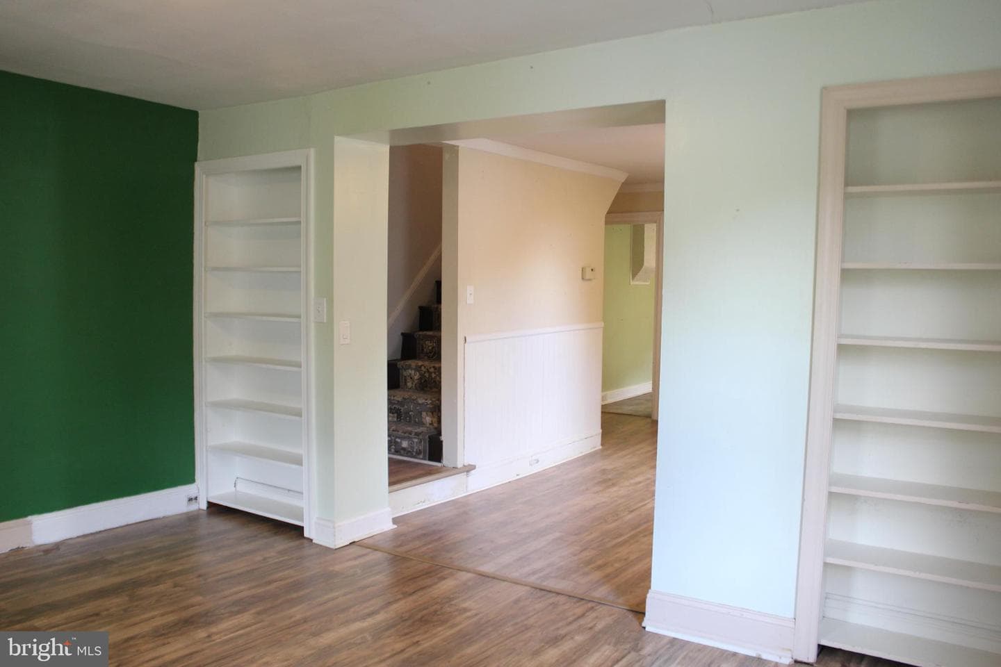 72 Sproul Road photo 4