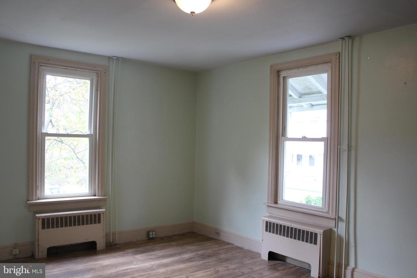 72 Sproul Road photo 6