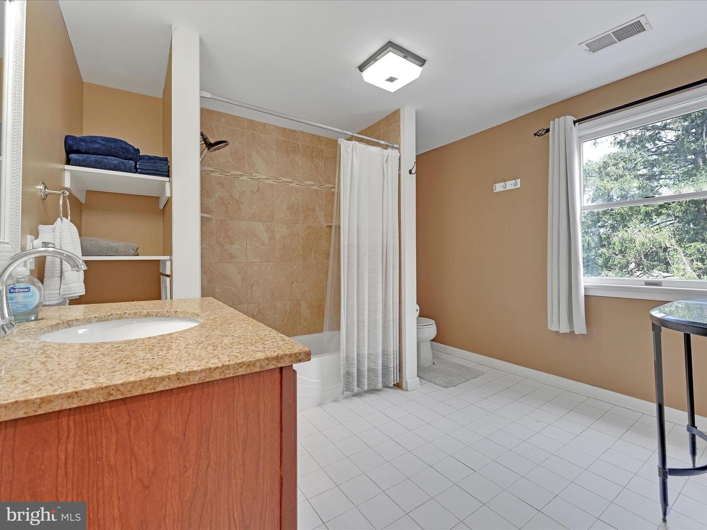 1124 Grove Road photo 19