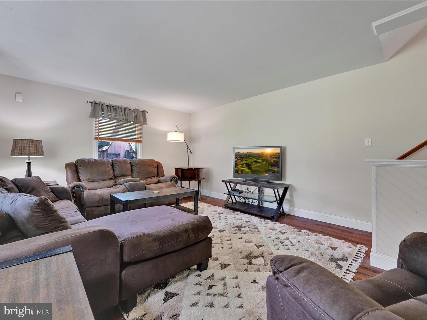 1124 Grove Road photo 3