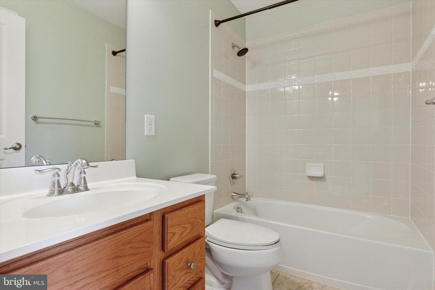 522 Groat Alley photo 22