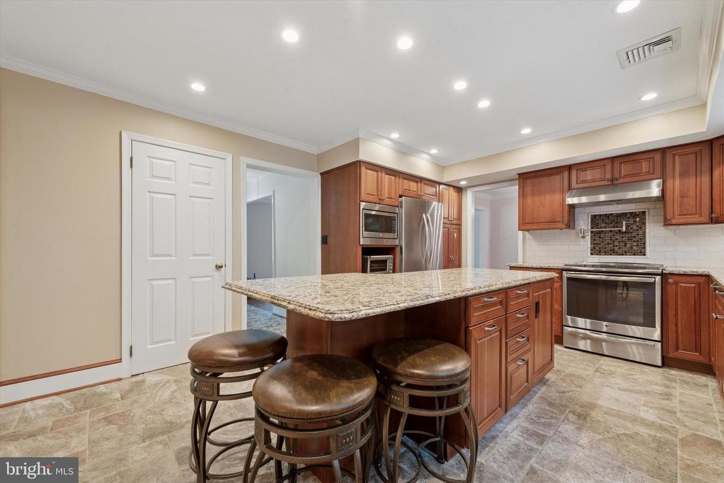 1145 School House Lane photo 5