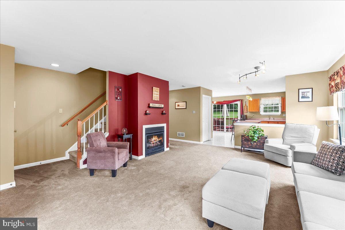 214 Danielle Lane photo 4