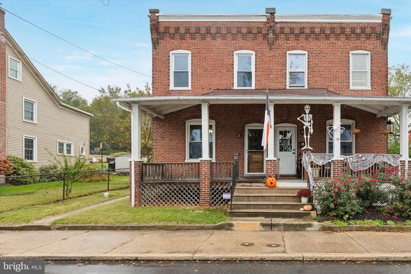 112 Bradford Avenue photo 2