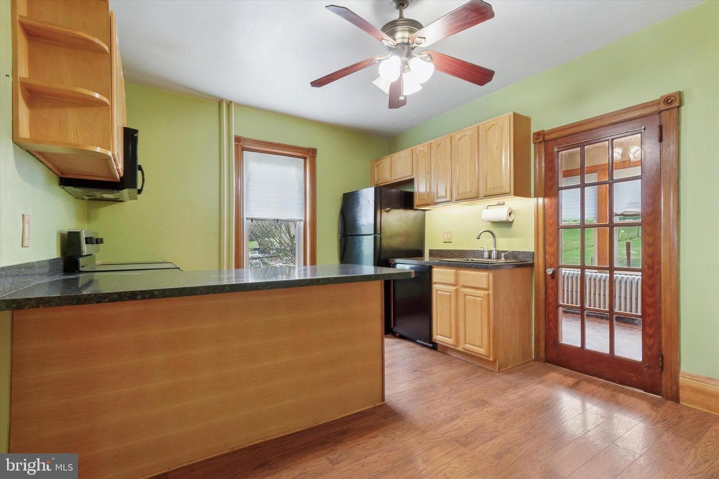 112 Bradford Avenue photo 7