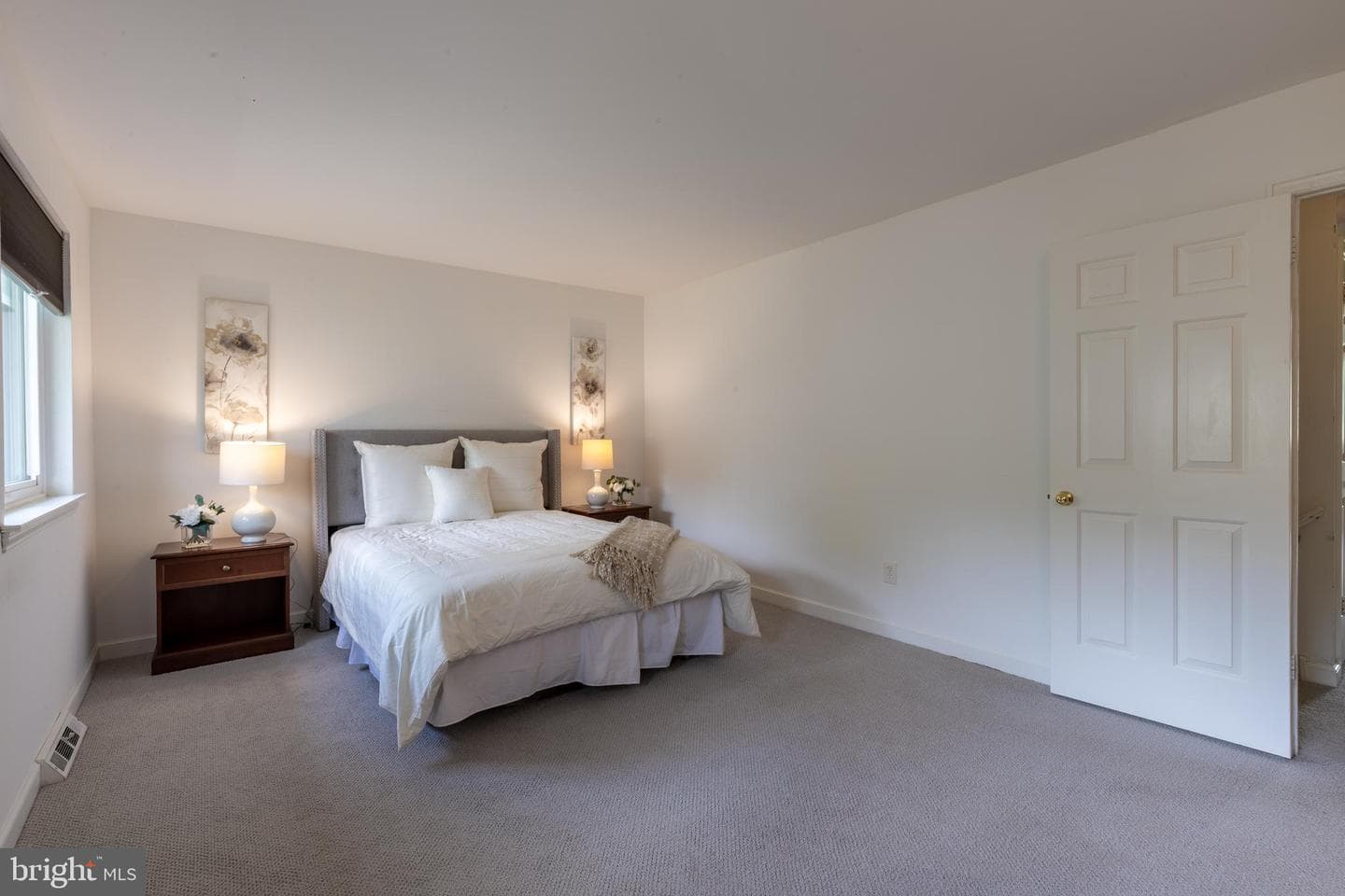 77 Oak Knoll Drive photo 23