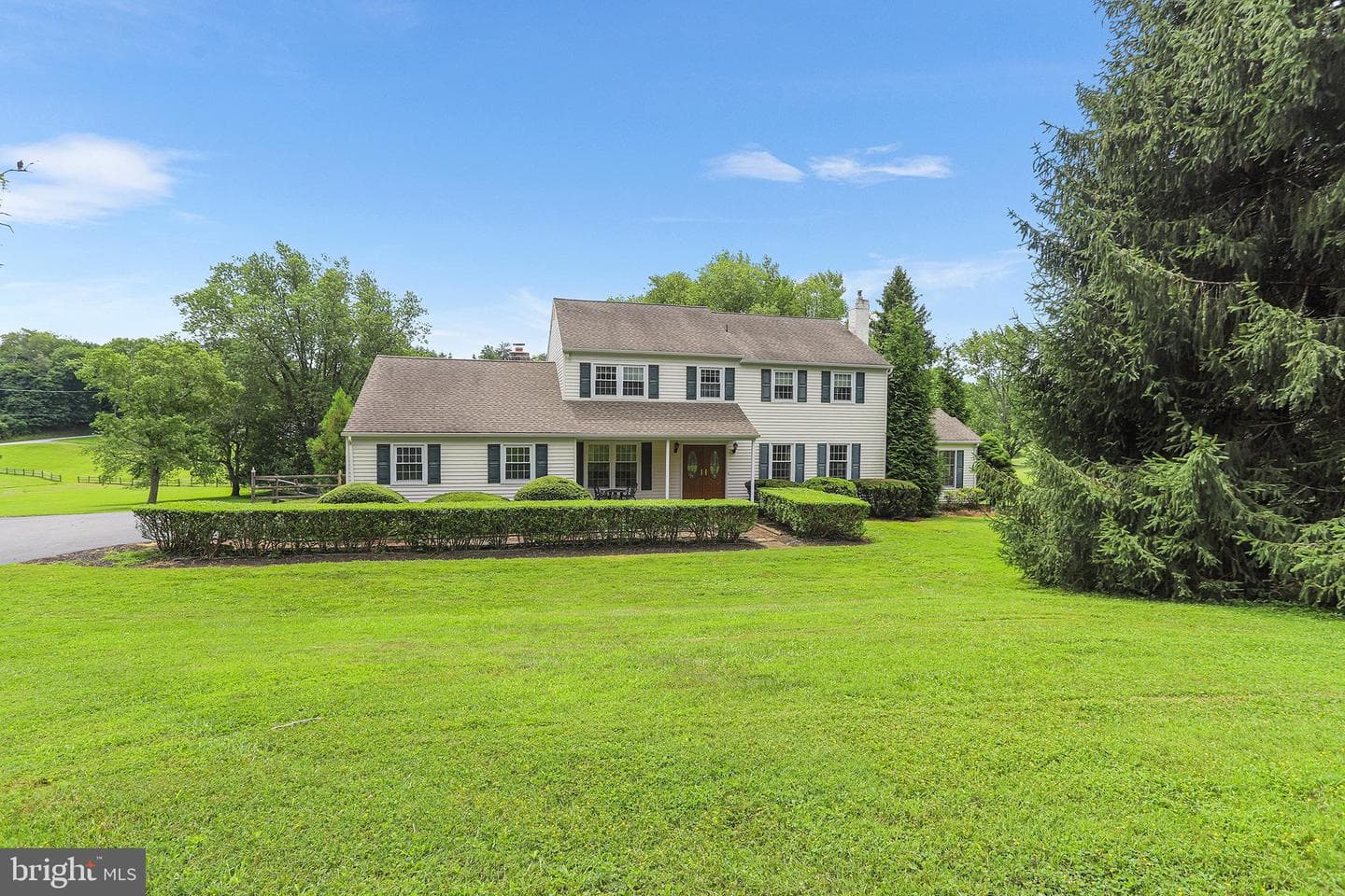 1252 Northgate Road photo 2