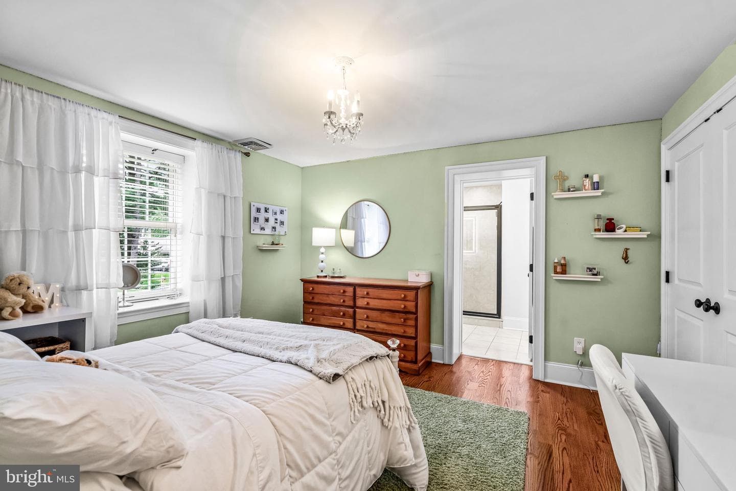 113 Deepdale Road photo 44