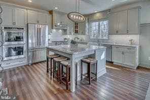 159 Lexington Manor photo 2