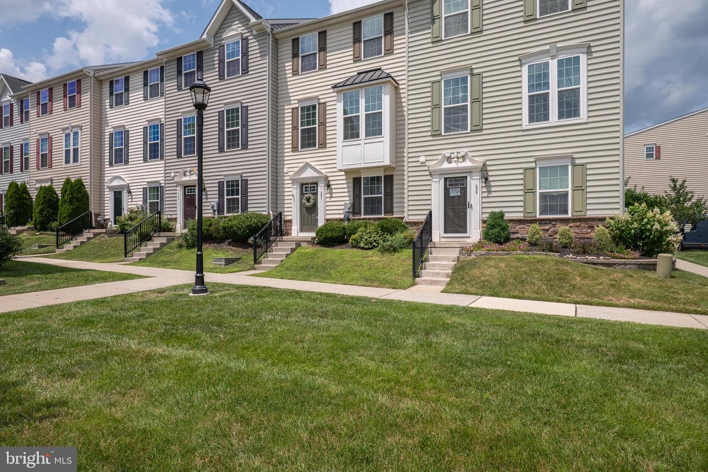 641 Washington Square photo 2