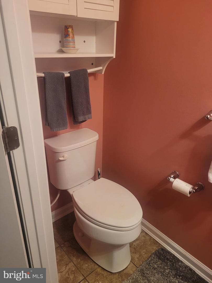 641 Washington Square photo 35