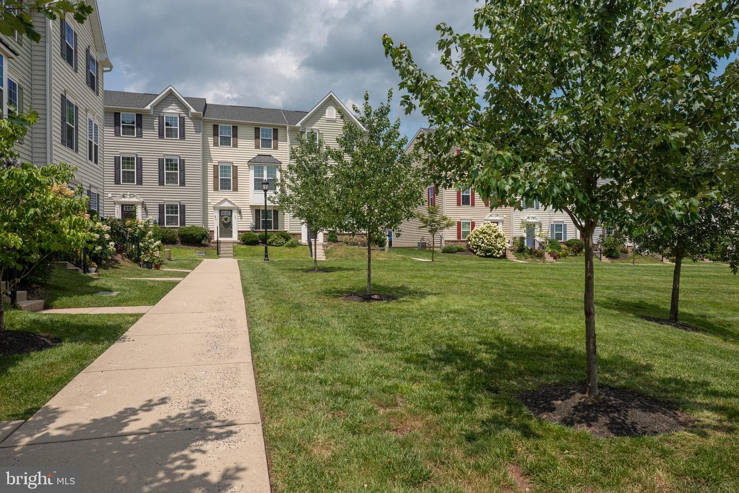 641 Washington Square photo 40