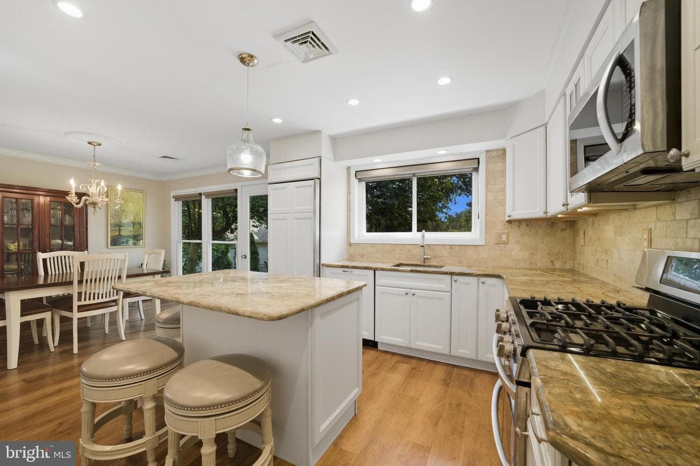 328 W Conestoga Road photo 9
