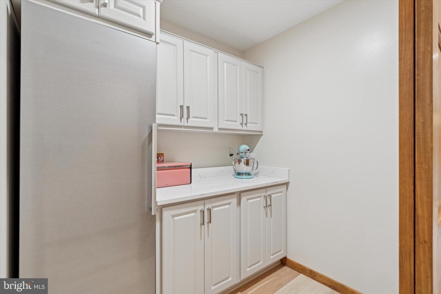 1076 Heartsease Drive photo 13