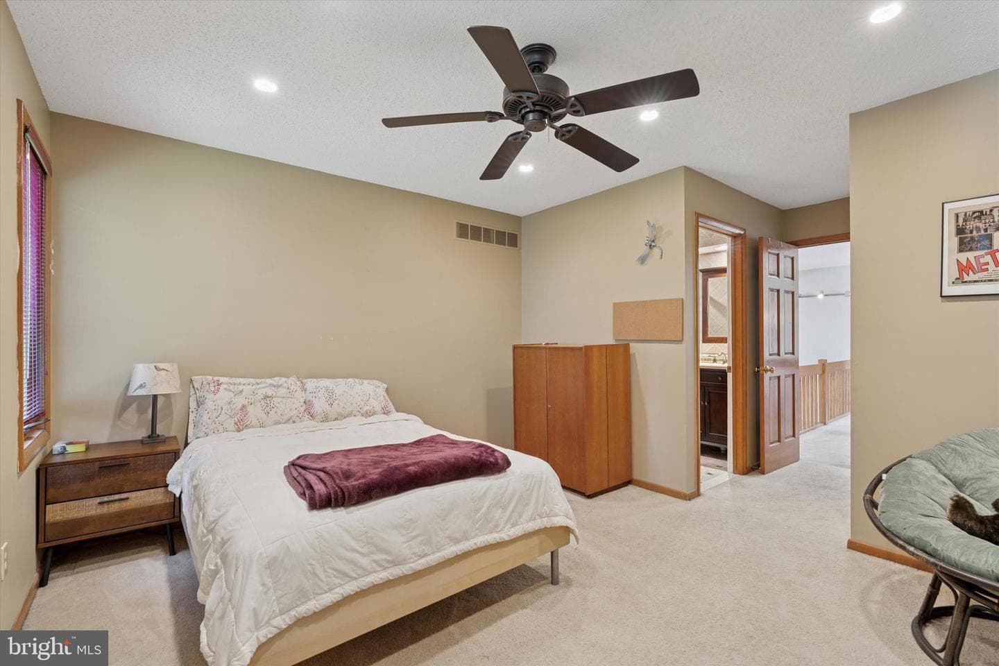 1076 Heartsease Drive photo 24