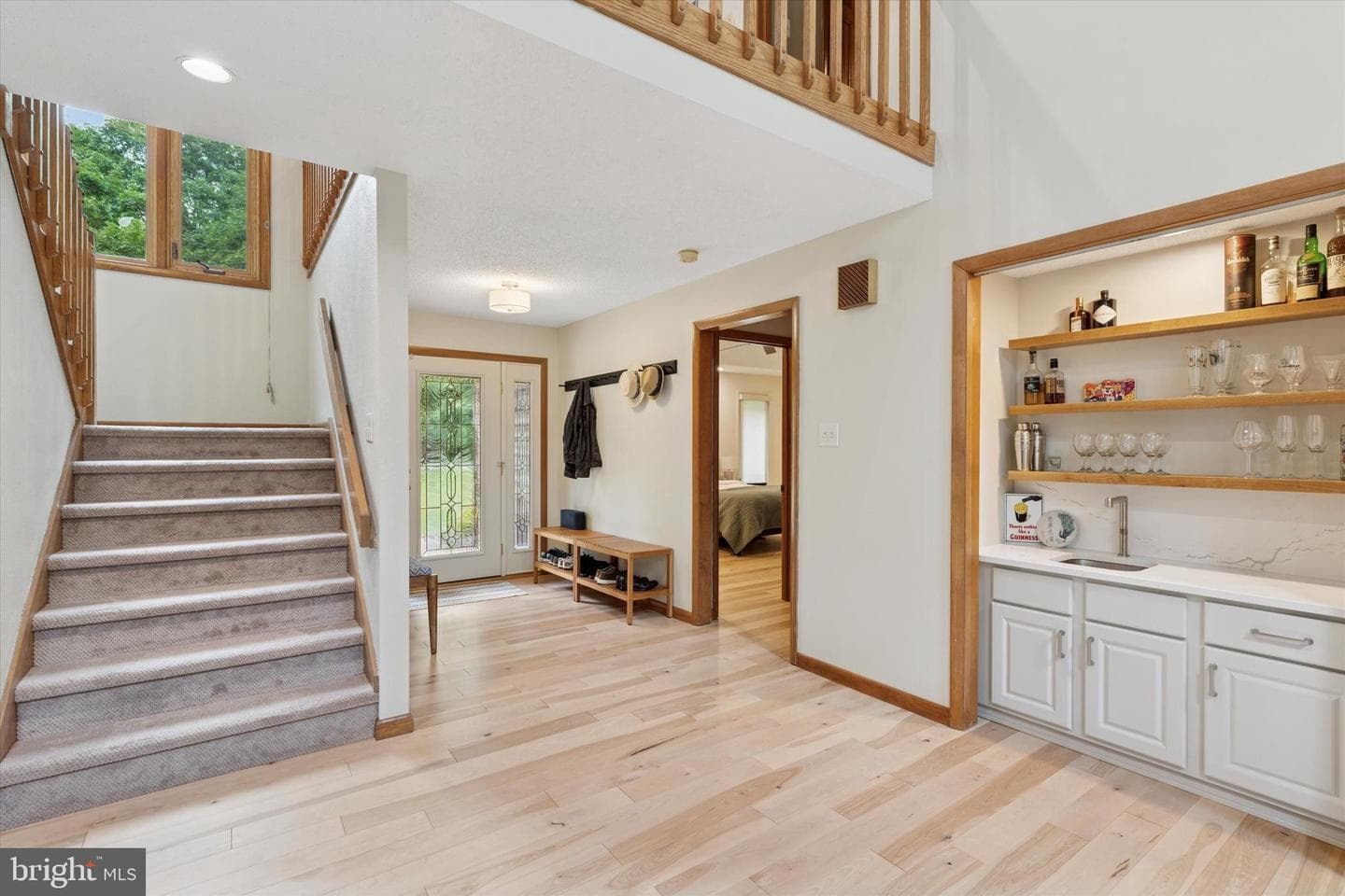 1076 Heartsease Drive photo 5