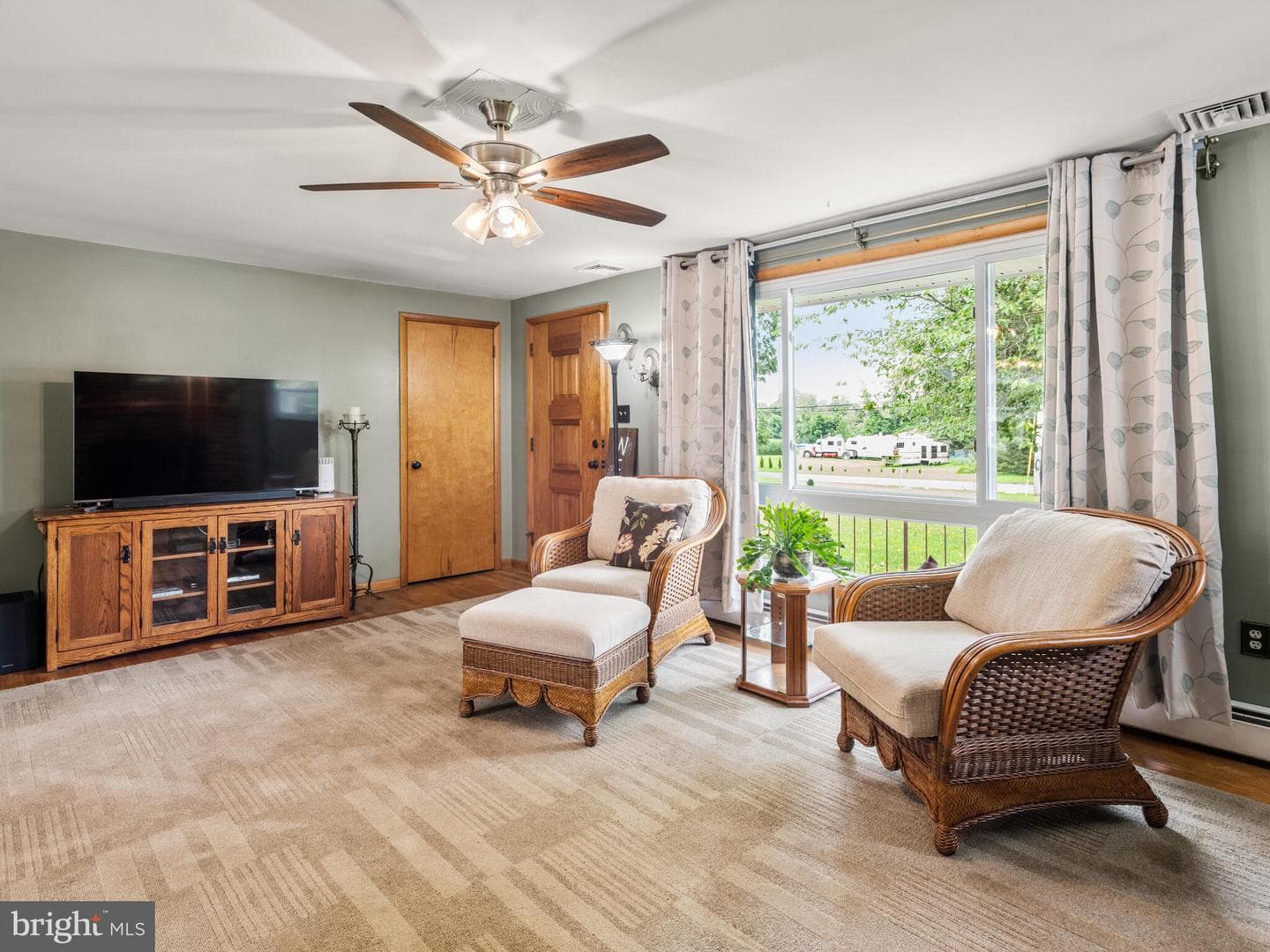 410 Indian Run Road photo 4