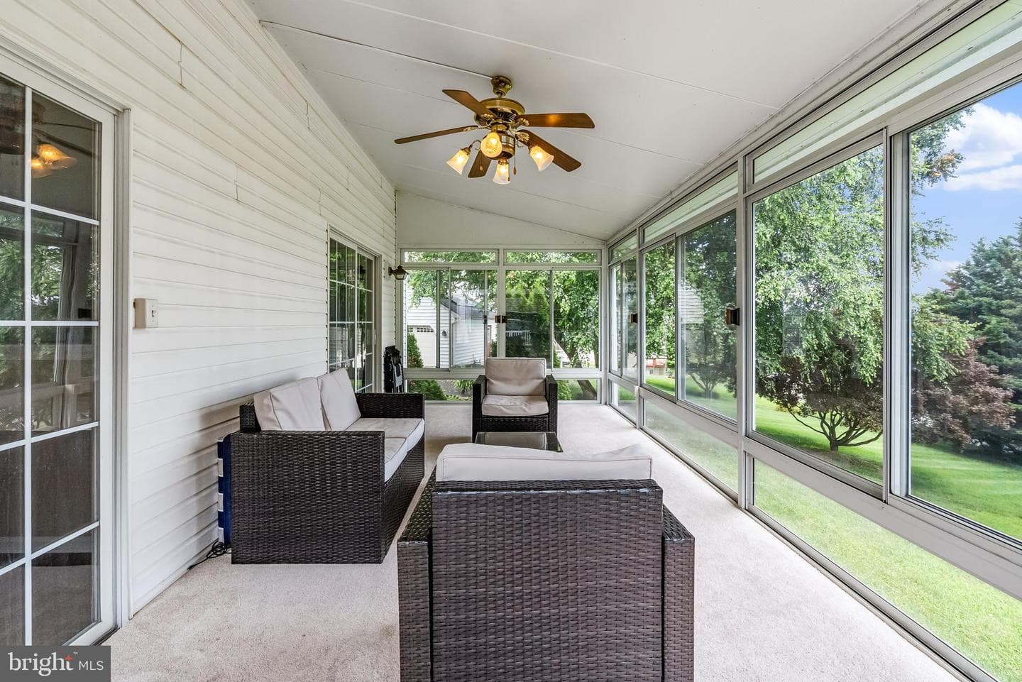 139 Hillside Lane photo 21