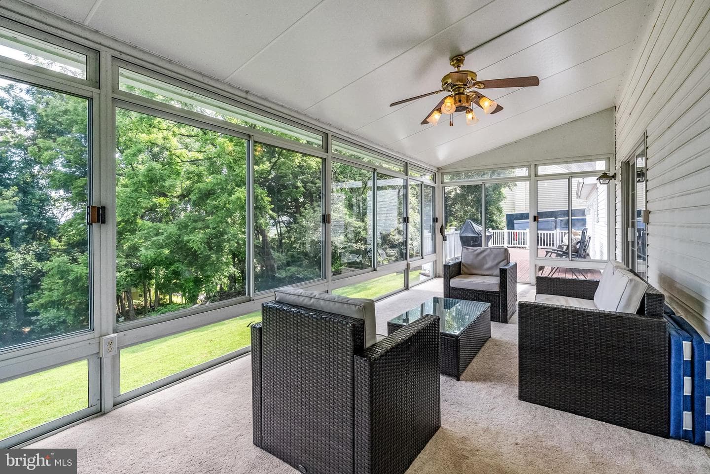 139 Hillside Lane photo 22