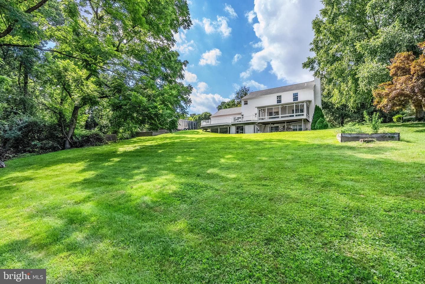 139 Hillside Lane photo 36