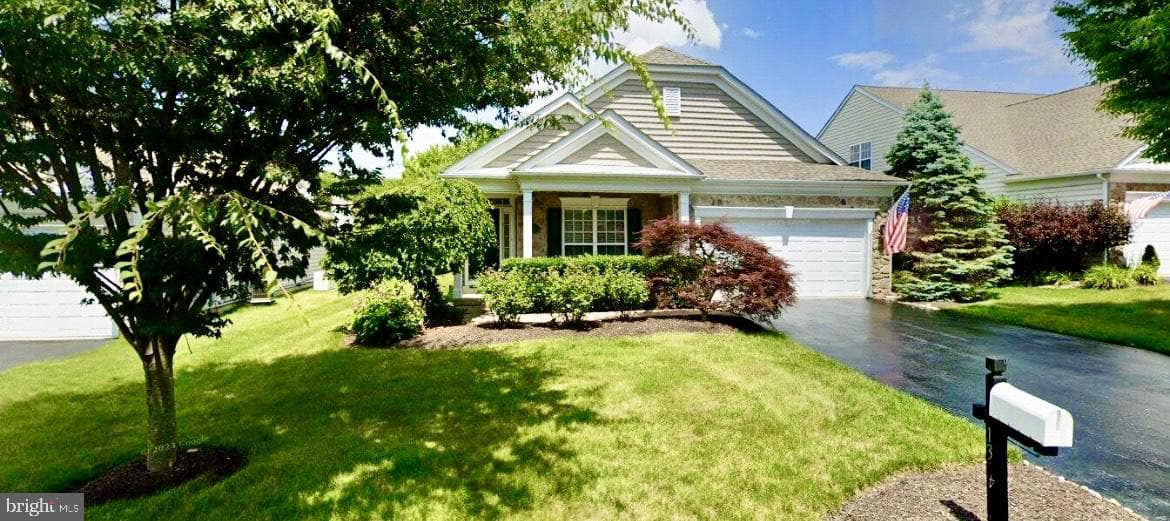 134 Lantana Drive photo 1