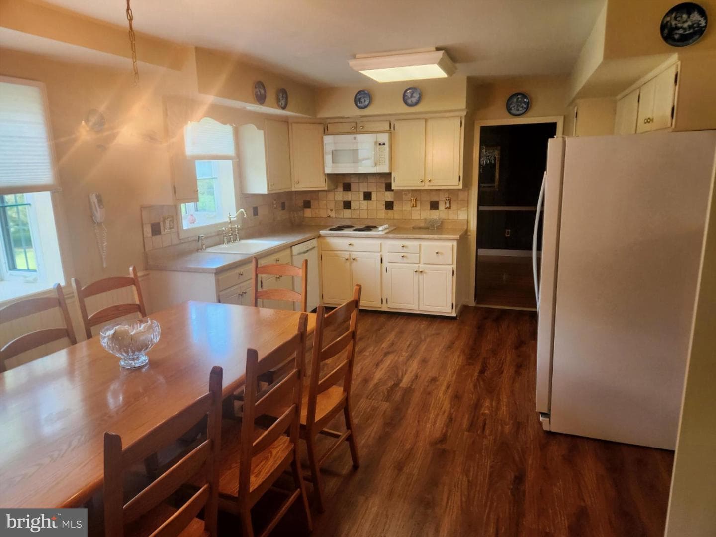 433 Barker Drive photo 9