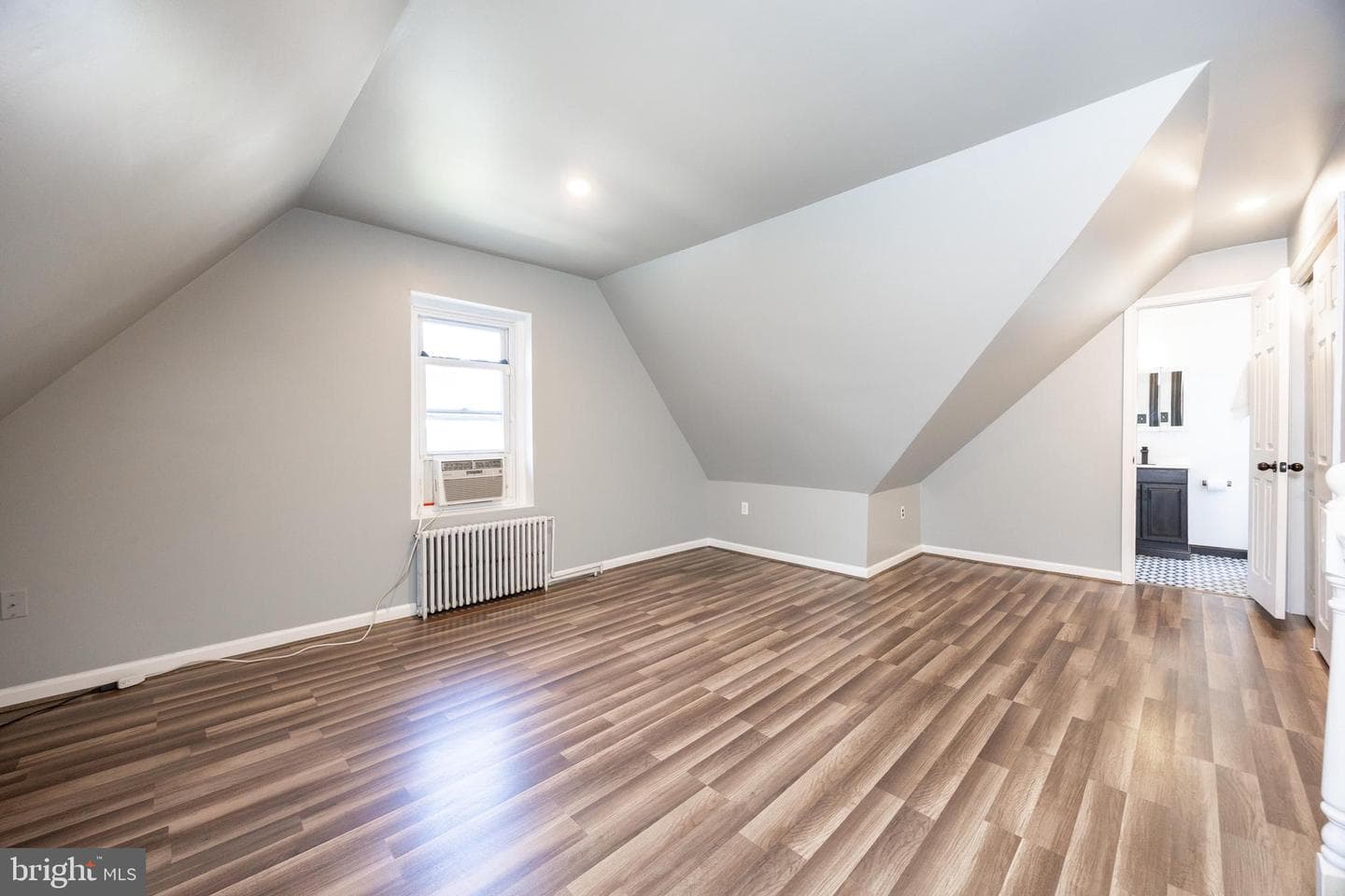 515 Heckel Avenue photo 26