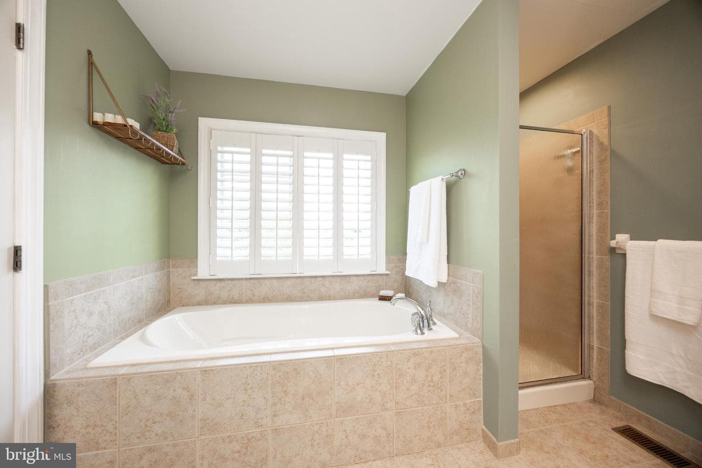 214 Windgate Drive photo 24