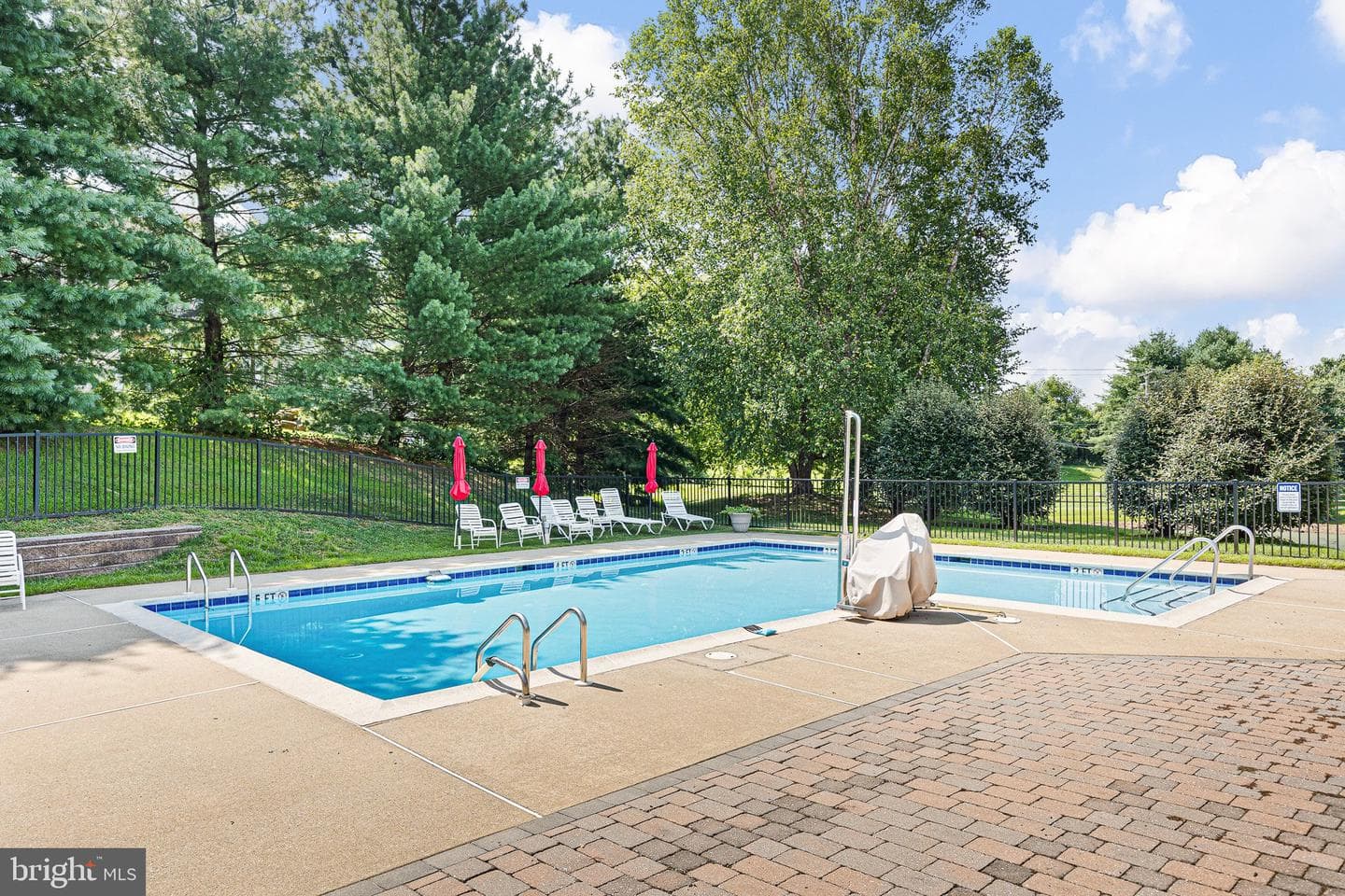 423 Westview Drive photo 35