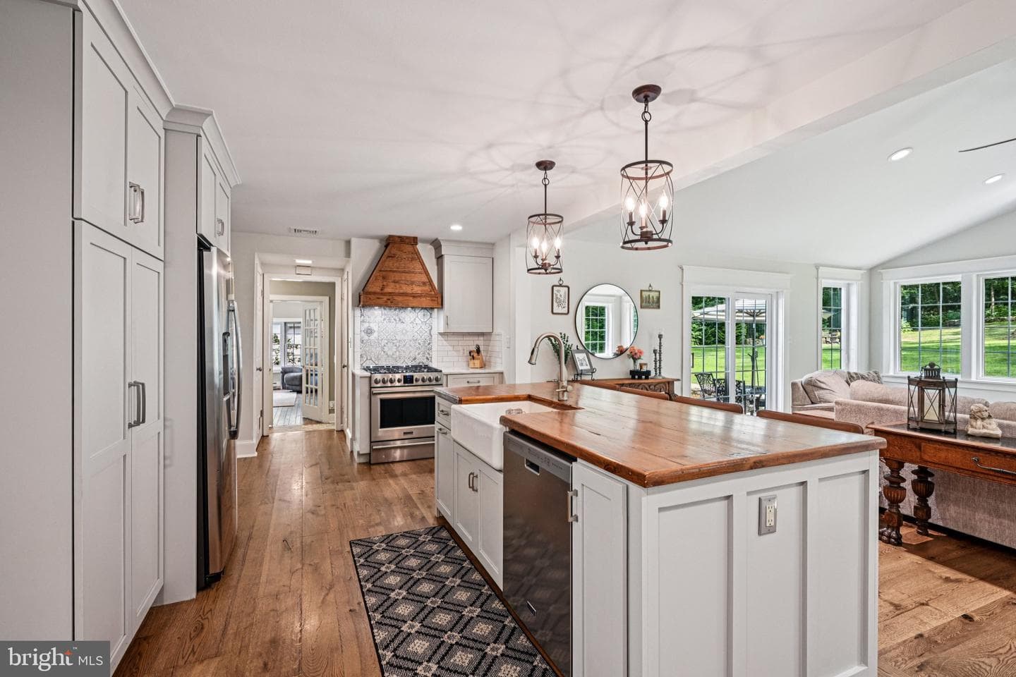902 Mount Pleasant Road photo 14