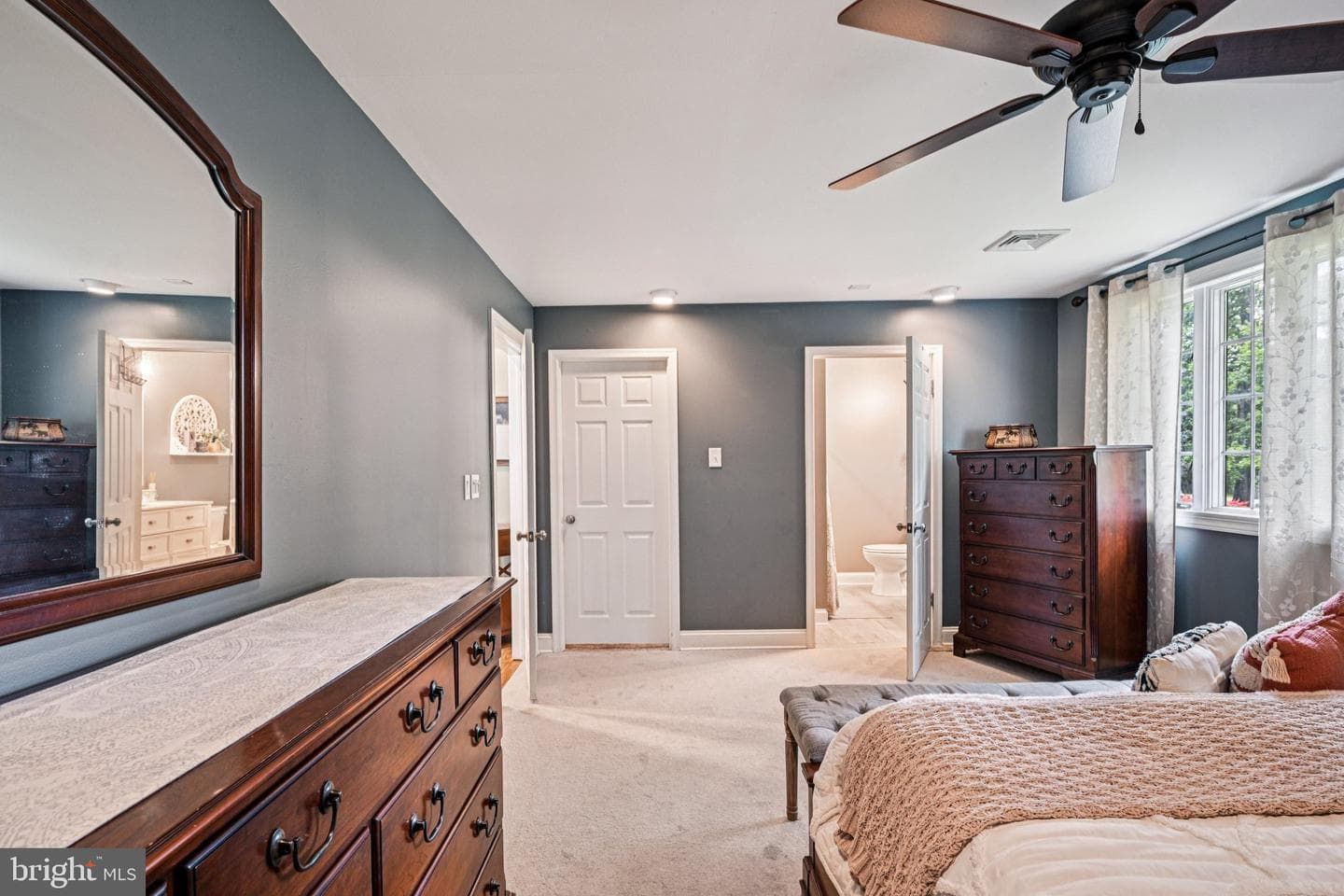 902 Mount Pleasant Road photo 27