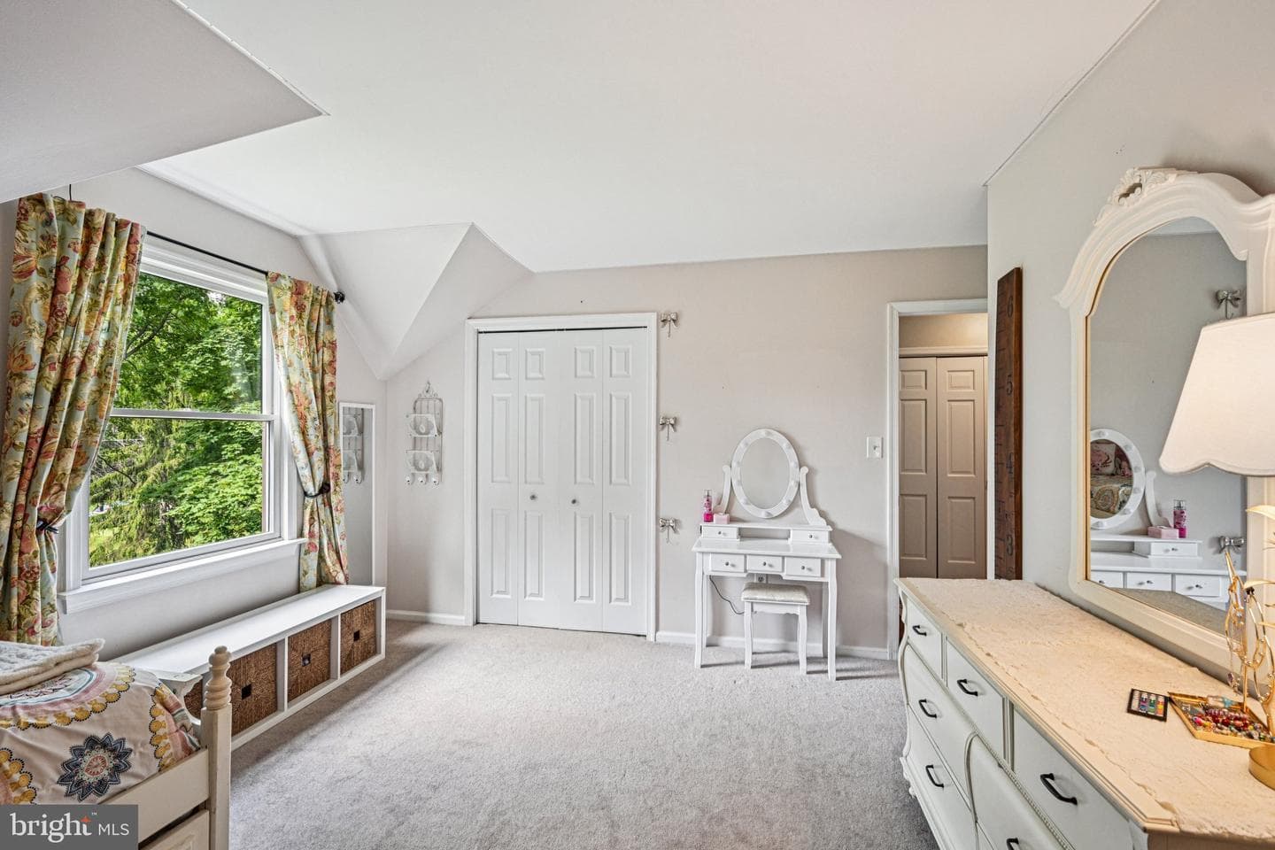 902 Mount Pleasant Road photo 35