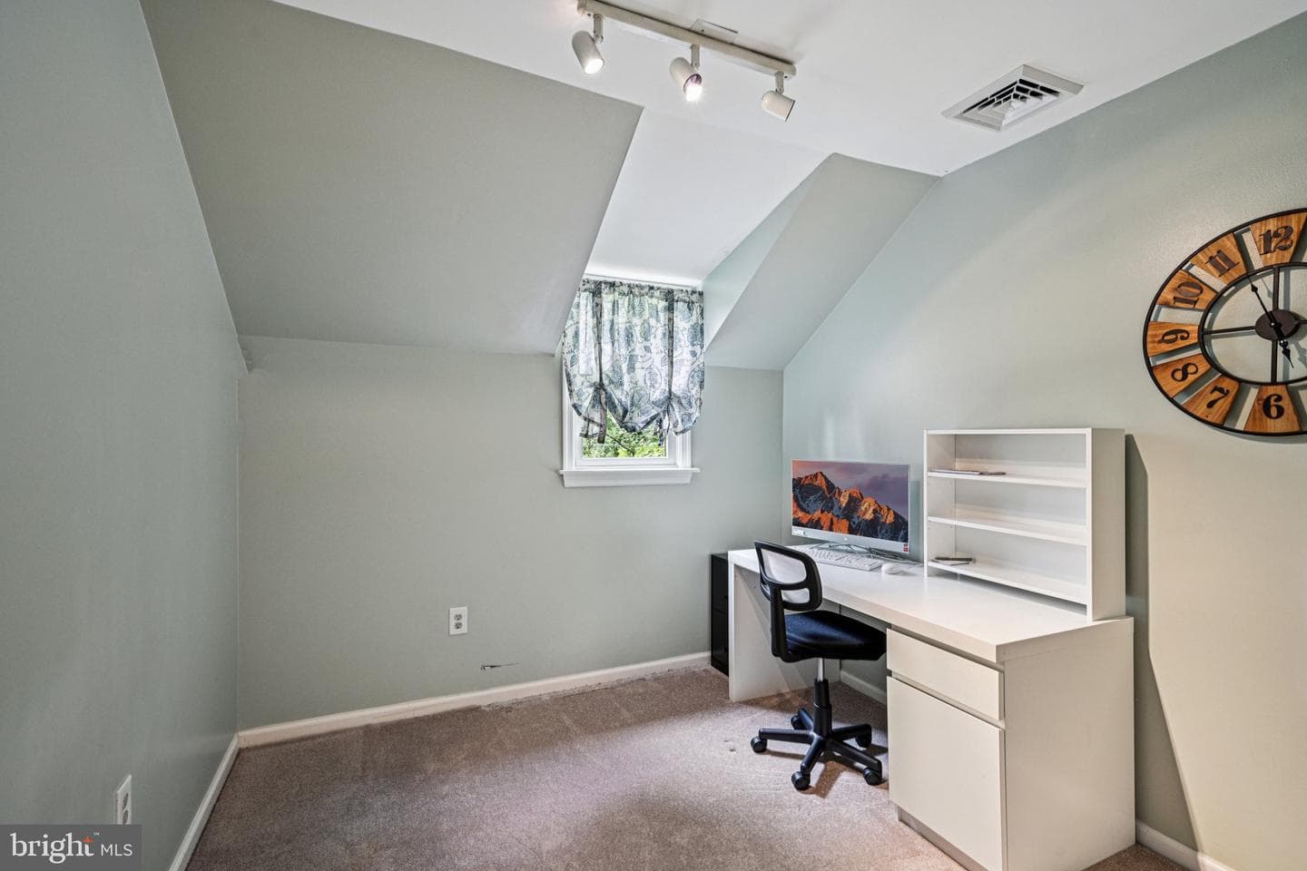 902 Mount Pleasant Road photo 36