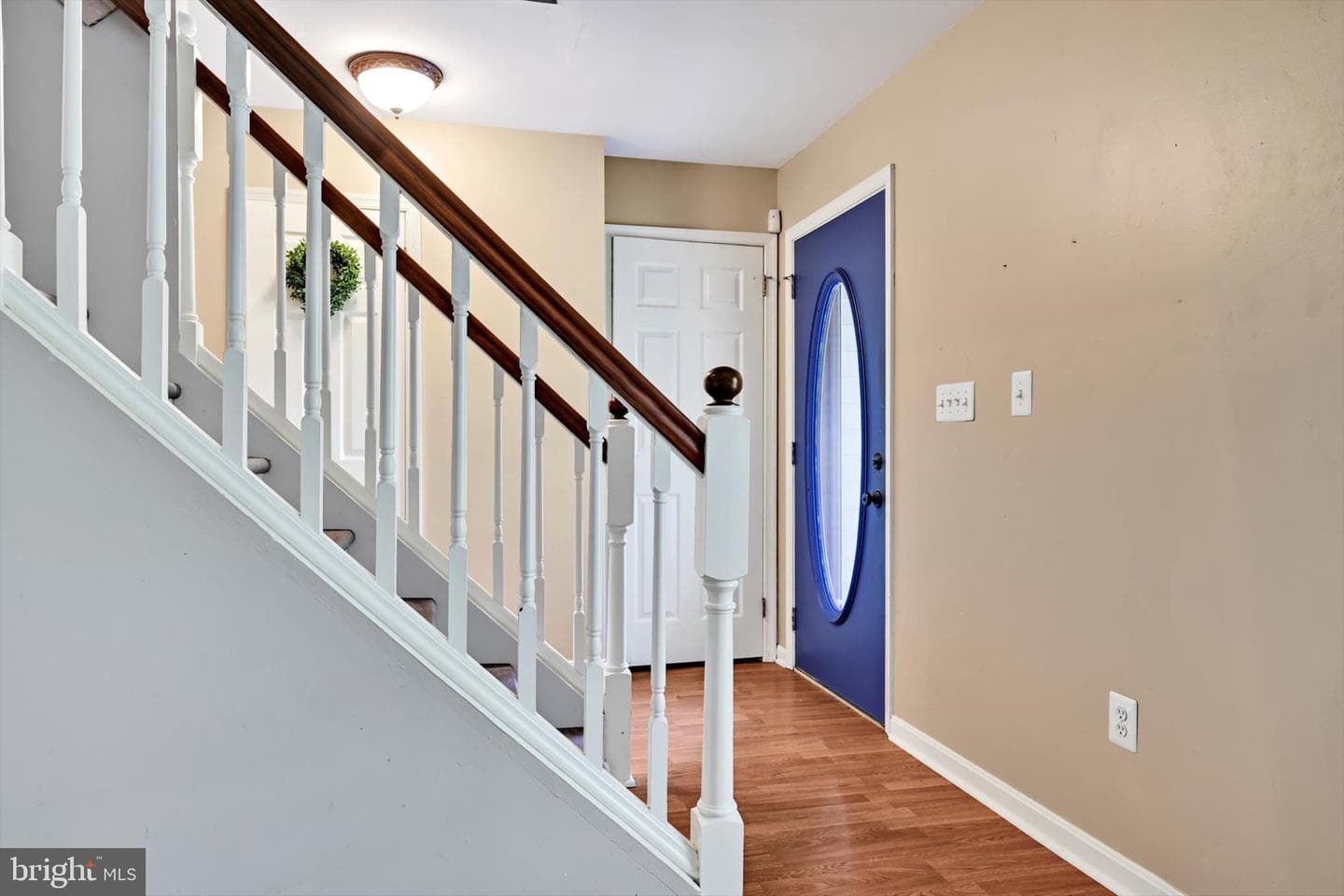 121 Lovell Lane photo 3