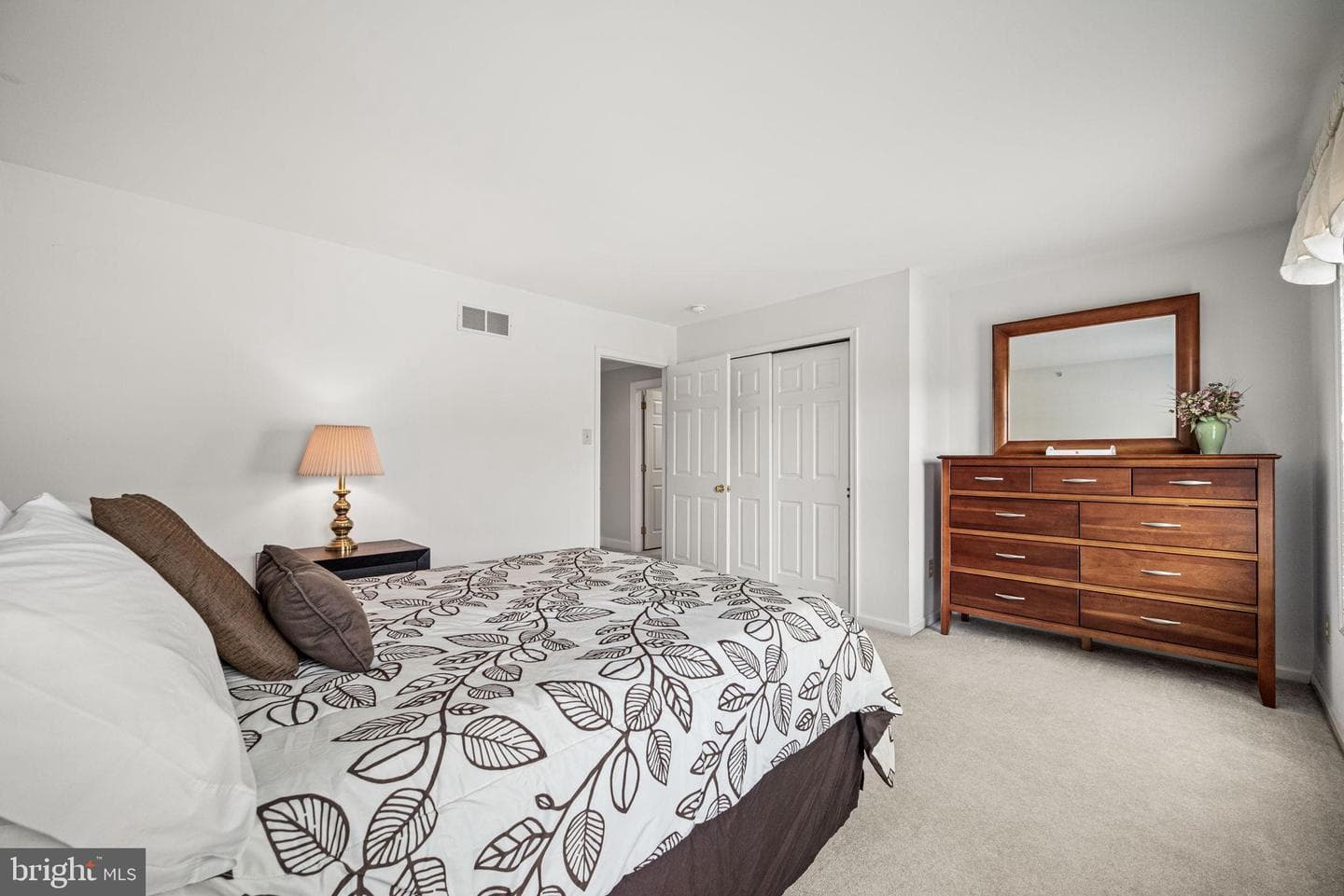 929 Grandview Drive photo 40