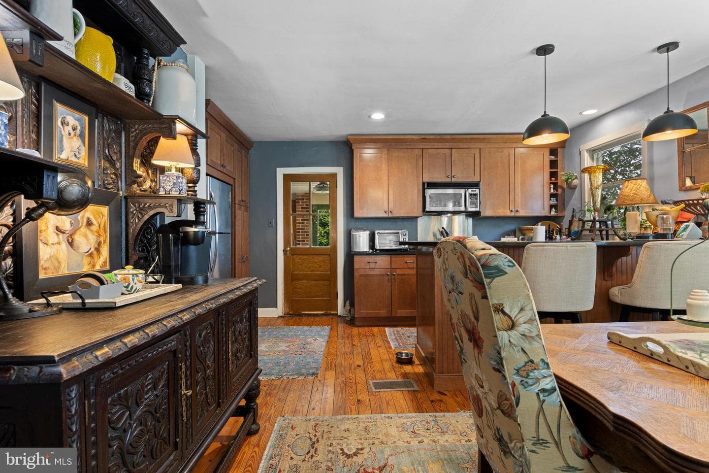 831 Taylor Street photo 11
