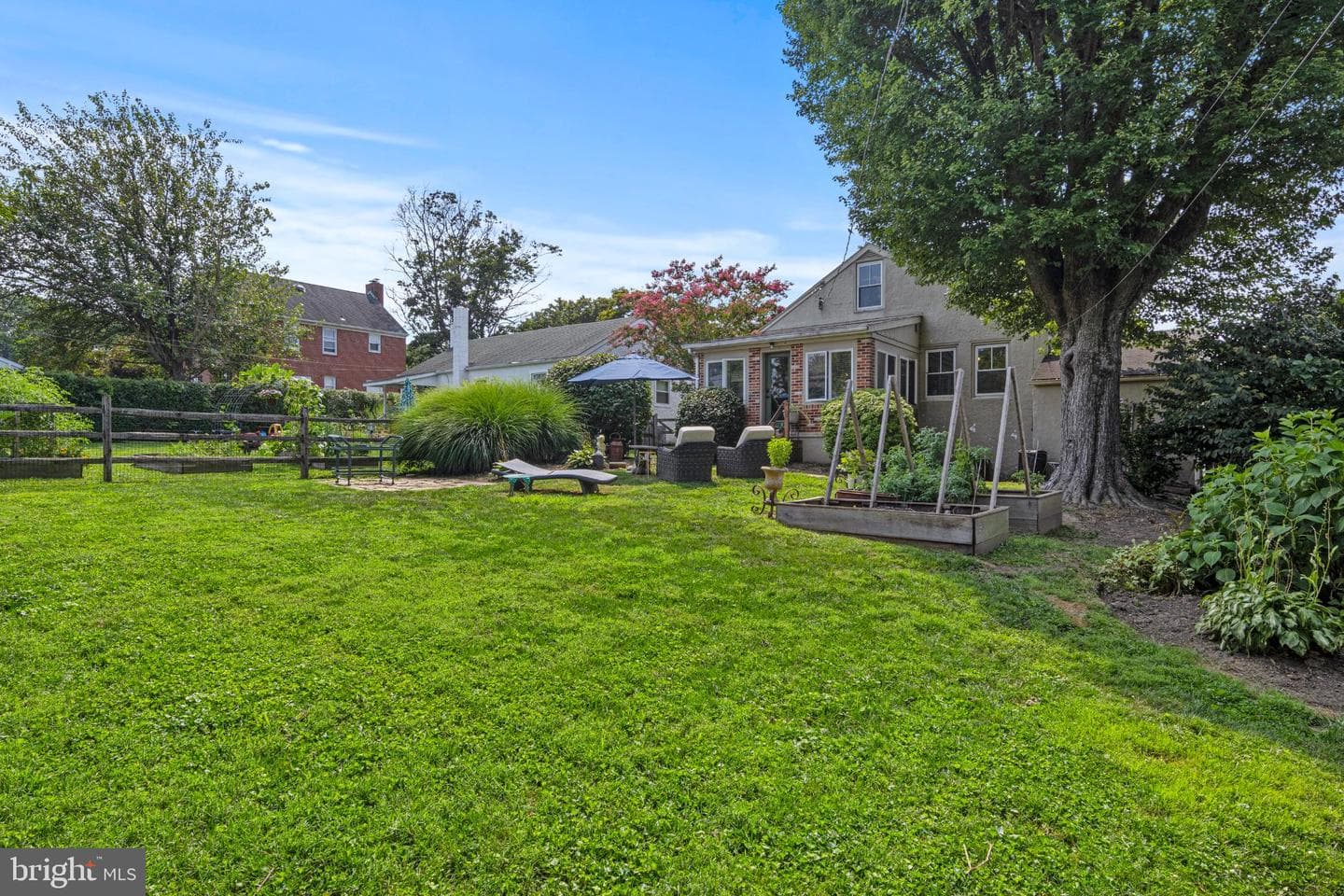 831 Taylor Street photo 30