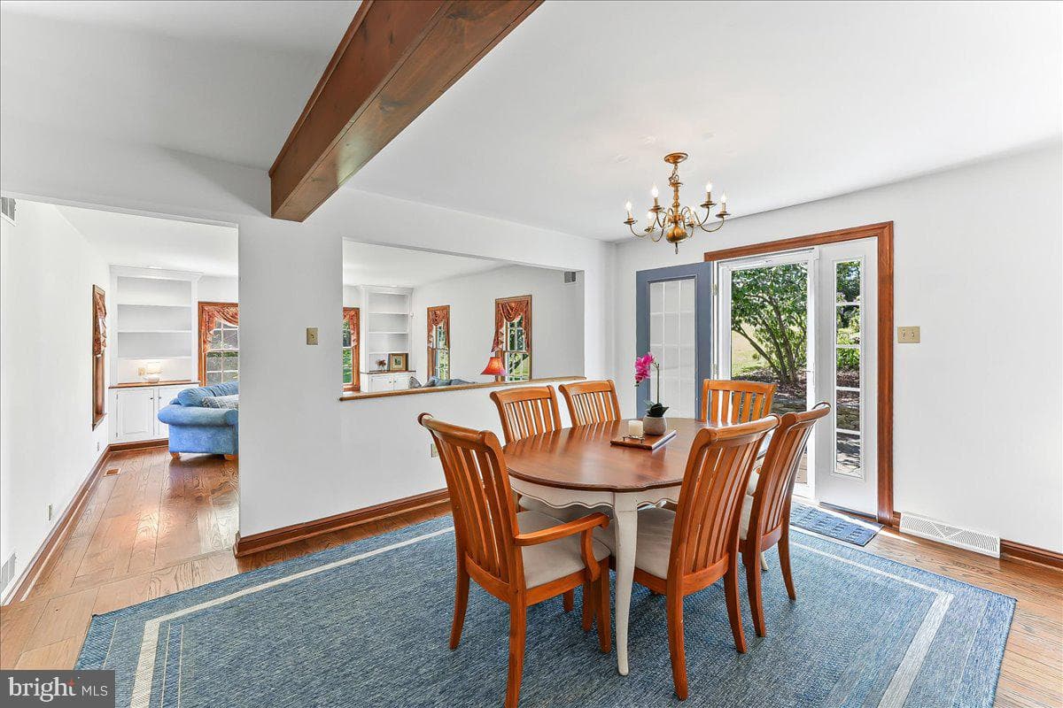 72 E Highland Road photo 10