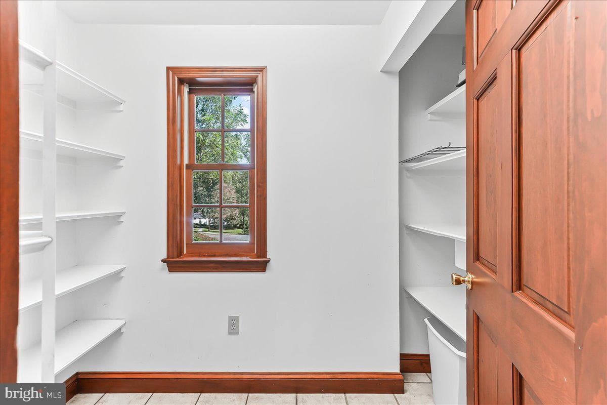 72 E Highland Road photo 15