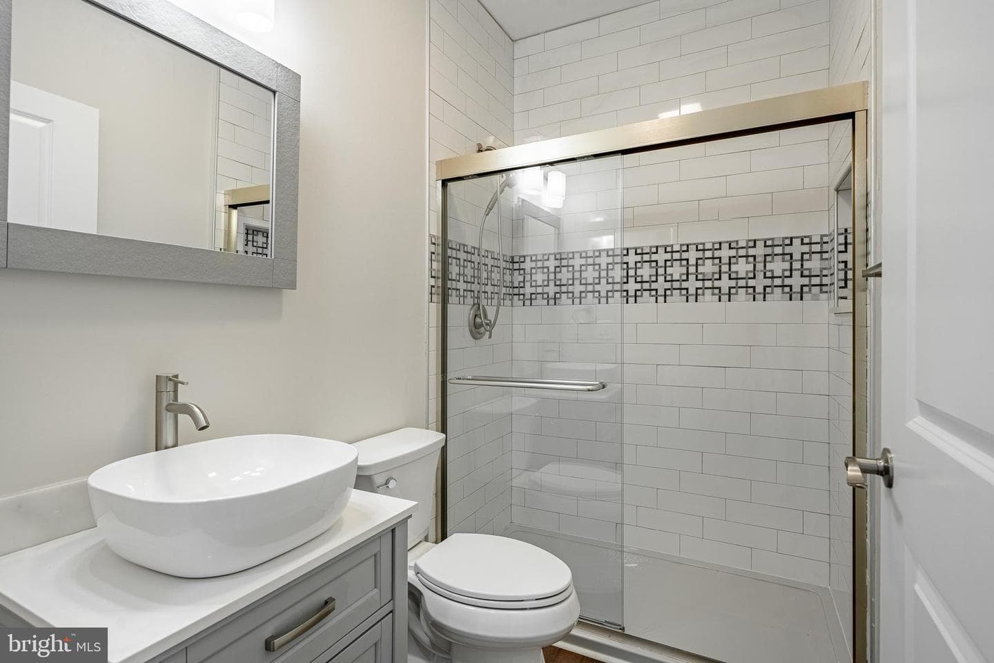 253 Reid Road photo 12