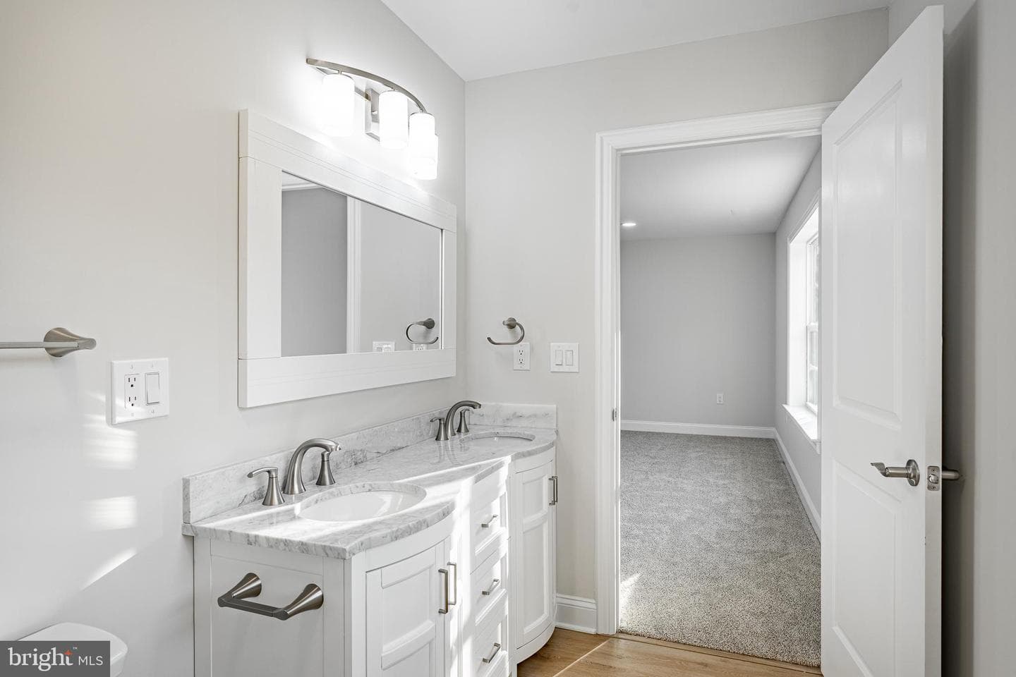 253 Reid Road photo 23