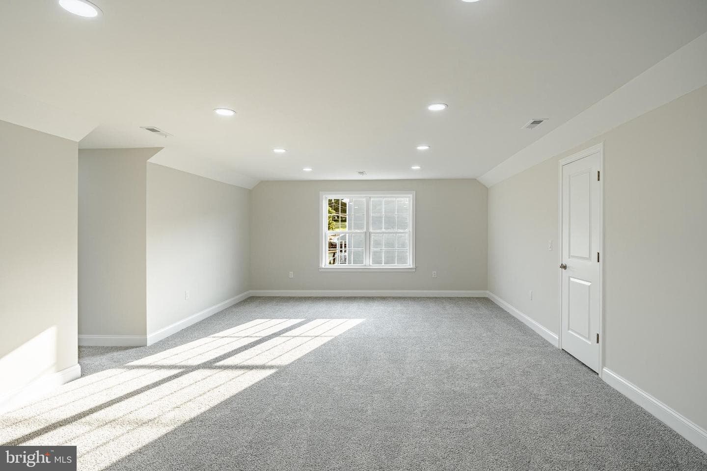 253 Reid Road photo 54