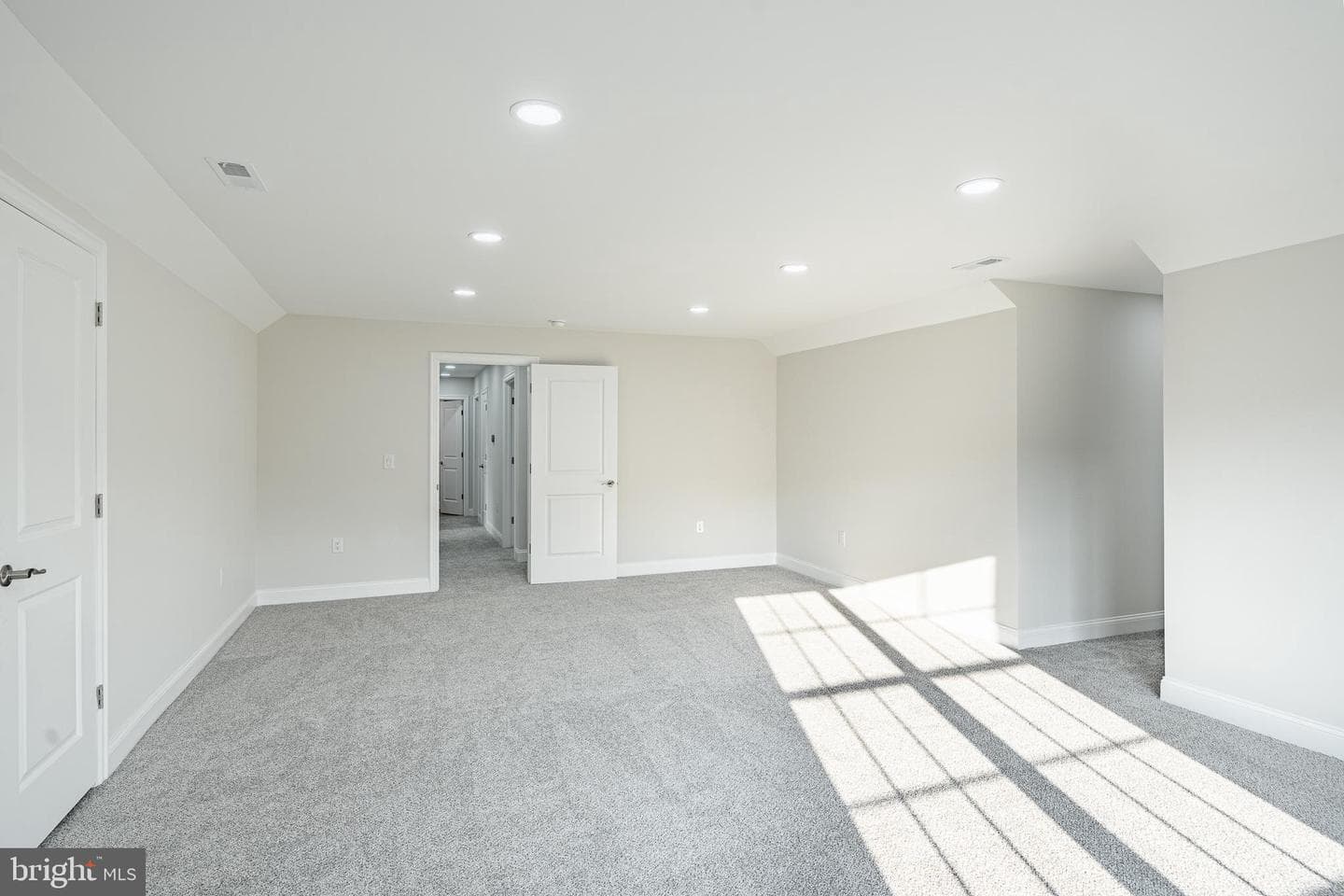 253 Reid Road photo 56