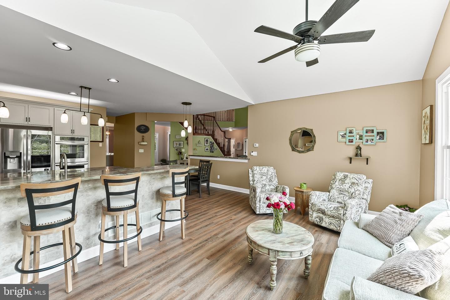 207 Honey Locust Drive photo 20