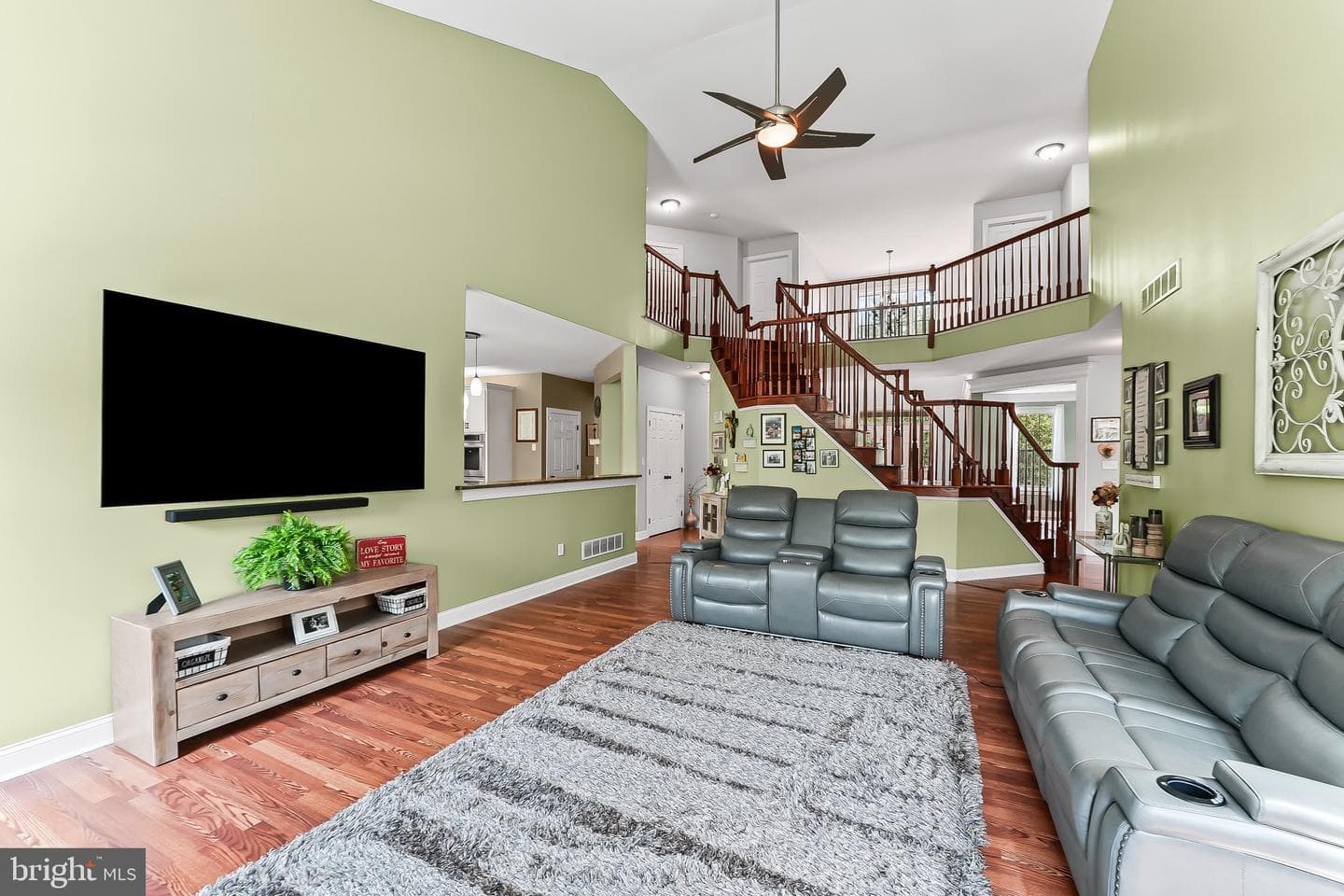 207 Honey Locust Drive photo 23