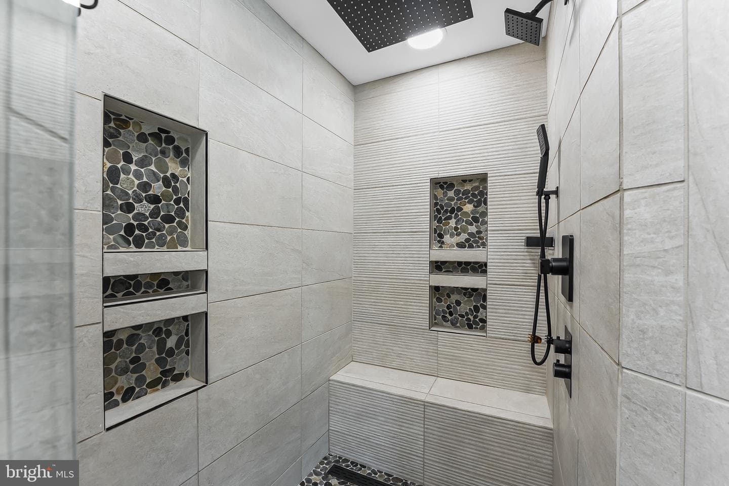 207 Honey Locust Drive photo 31