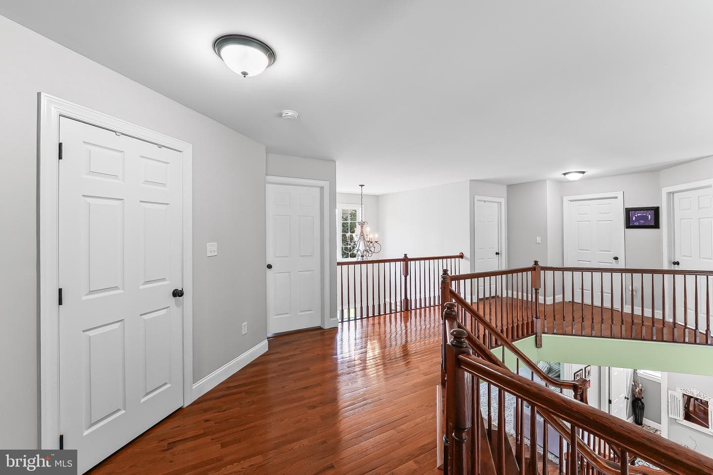 207 Honey Locust Drive photo 34