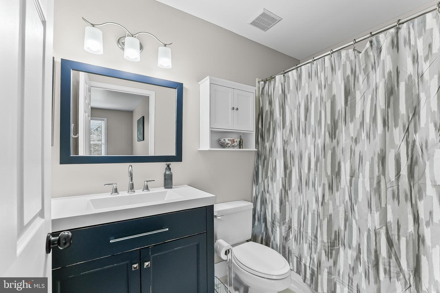 207 Honey Locust Drive photo 37