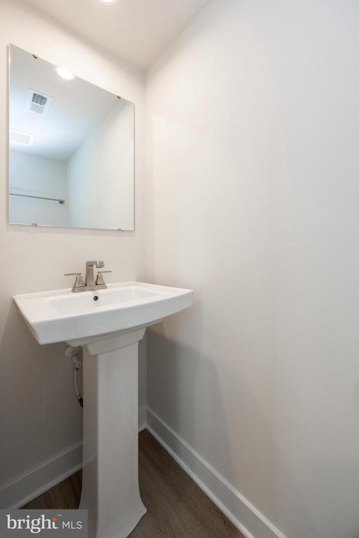 421 Pitch Pine Way photo 14