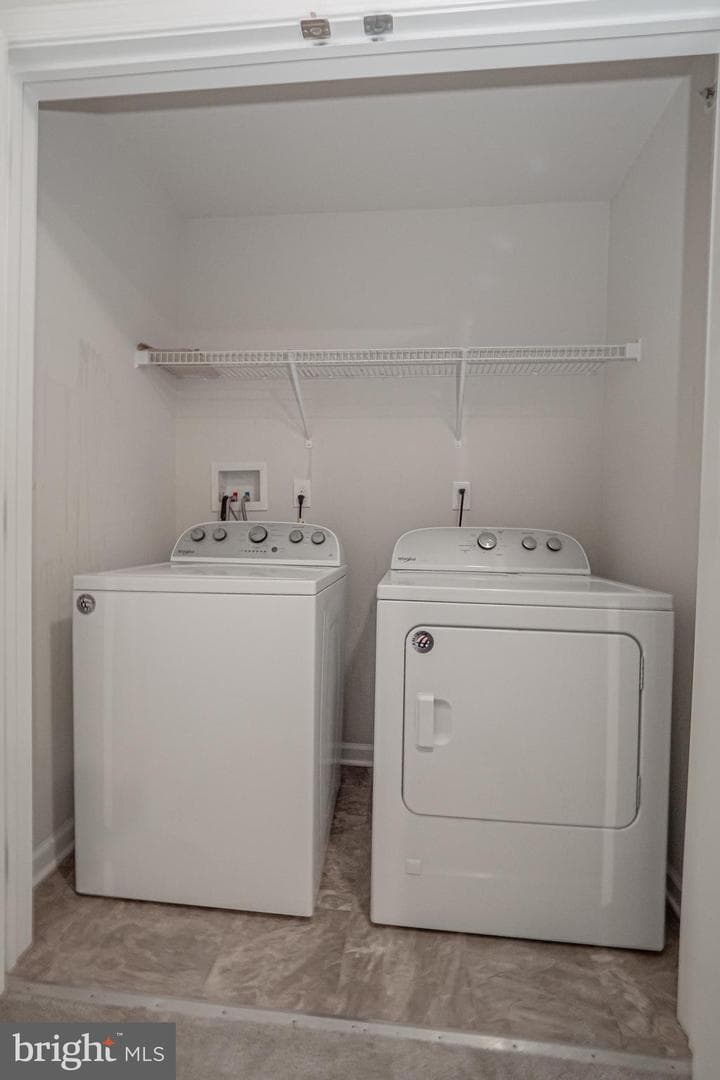 108 Bowery Lane photo 28